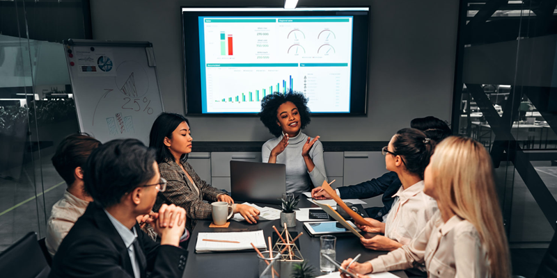 Data Analytics Software: An Overview